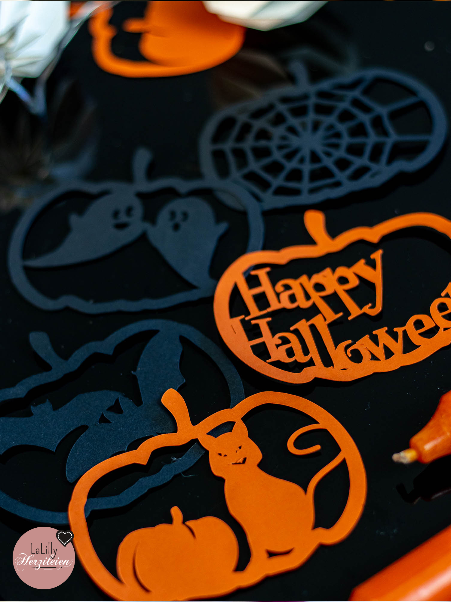 Halloween DIY-Ideen mit dem Plotter - LaLilly Herzileien